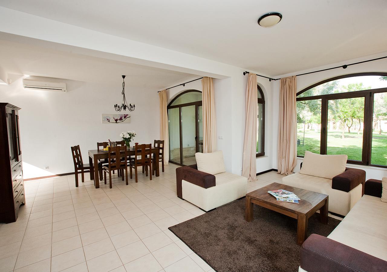Blacksearama Golf & Villas Balchik Bagian luar foto