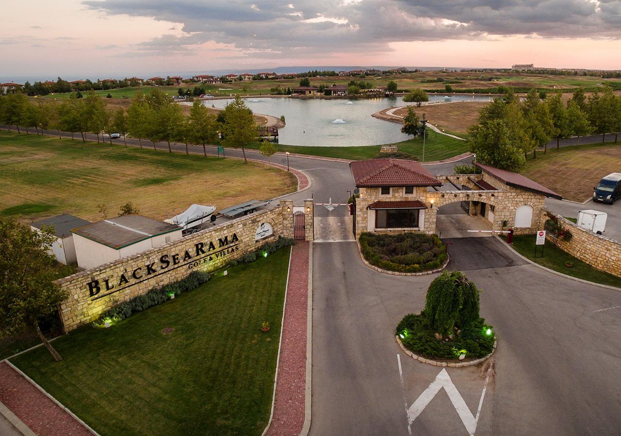 Blacksearama Golf & Villas Balchik Bagian luar foto