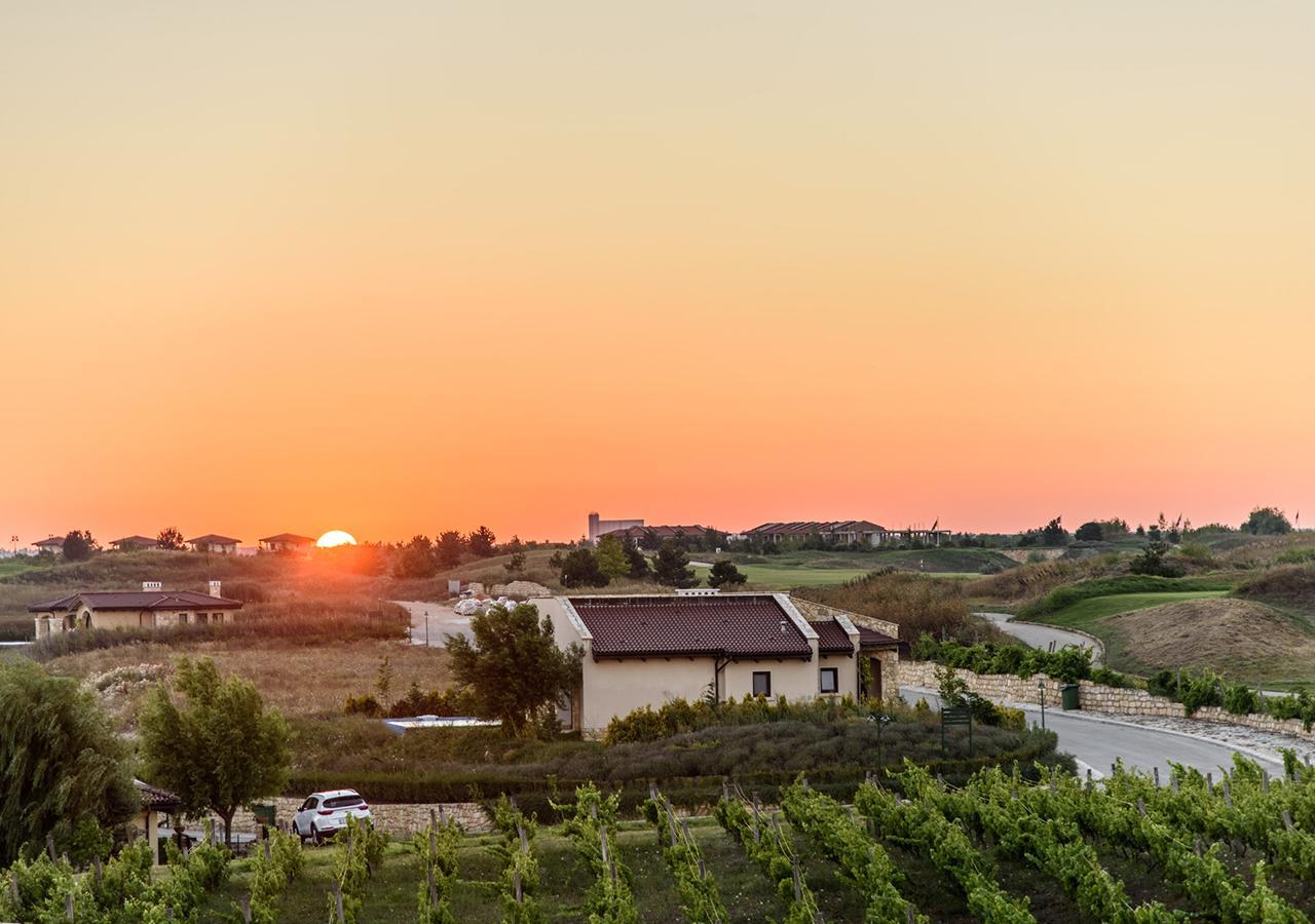 Blacksearama Golf & Villas Balchik Bagian luar foto